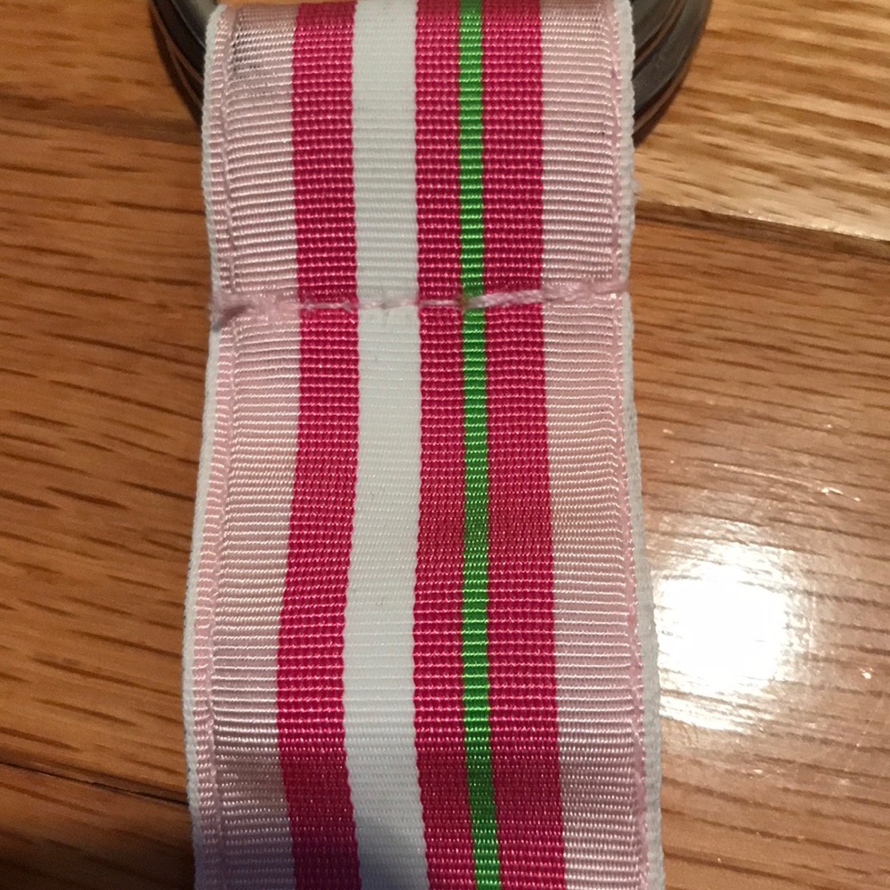 Assorted Belts - image 5